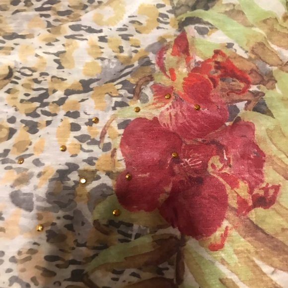 Terra&Sky top, 1X (16W-18W), animal, tropical, floral, multi colored. - Picture 4 of 14